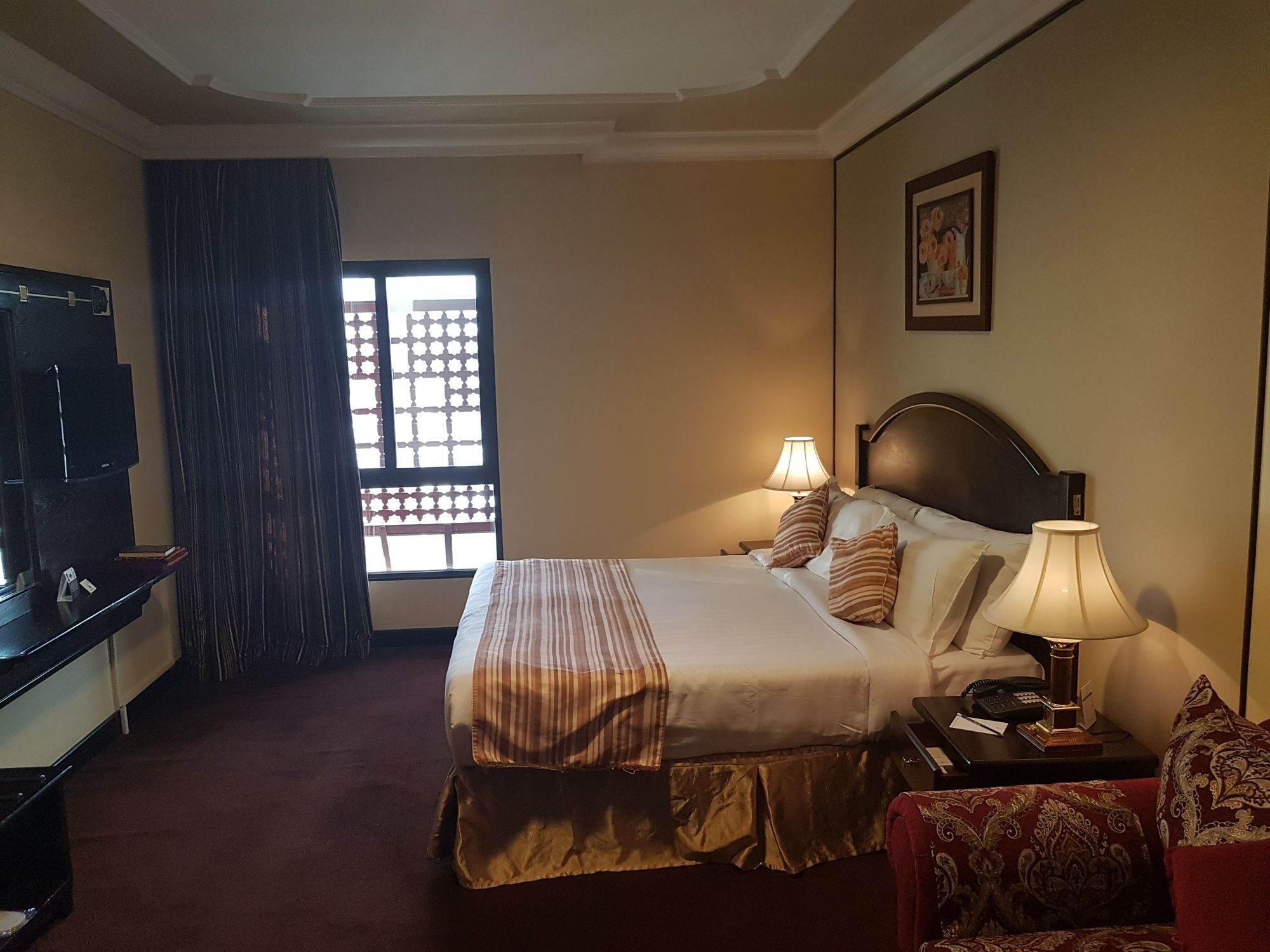 فندق أجنحة طيبة المدينة المدينة المنورة المظهر الخارجي الصورة A room at the hotel