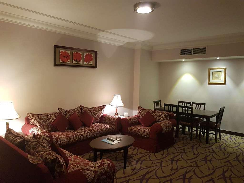 فندق أجنحة طيبة المدينة المدينة المنورة الغرفة الصورة A suite at the hotel